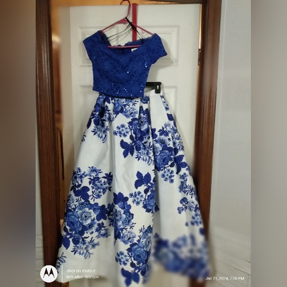 Dresses are all size small-pageant prom formal motb motf - Picture 10 of 12